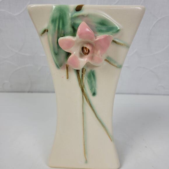 Vintage McCoy Pottery Blossom Time Flower Vase 6.5" Cream Pink 3D Art - Picture 2 of 16